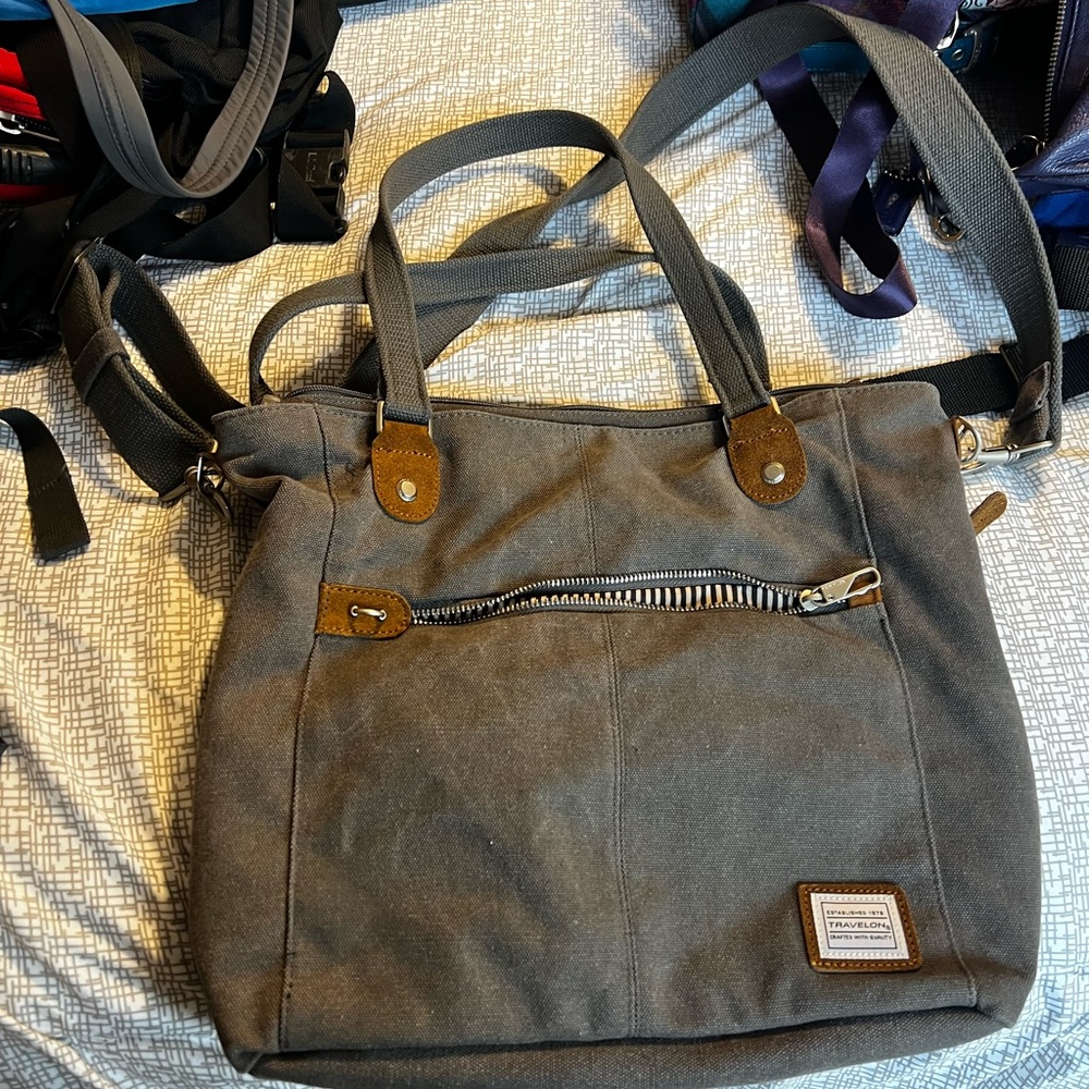 Travelon anti theft shoulder bag/cross body